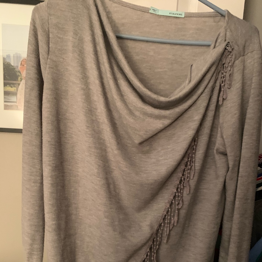 Cross over sweater